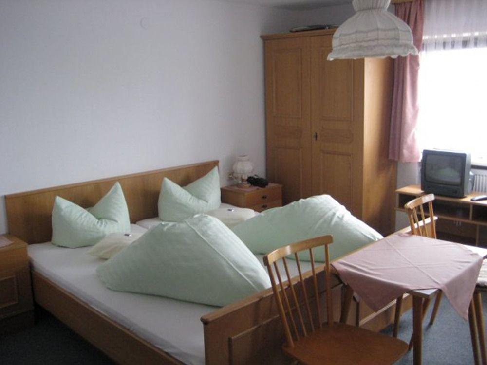 Pension Aschlandhof Obsteig Extérieur photo